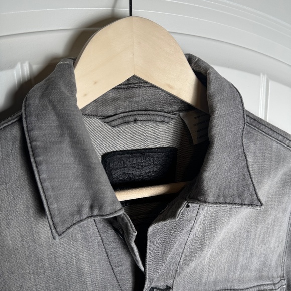 2012 Levi’s Denim Jacket - Picture 5 of 5